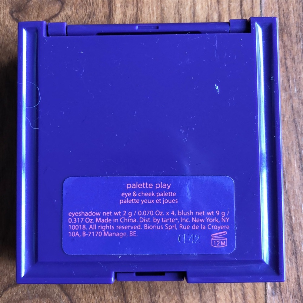 Makeup - Picture 2 of 4